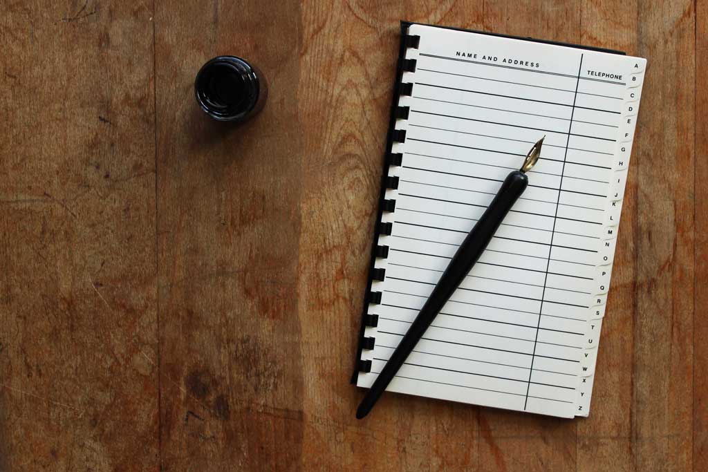 Ultimate Reverse Address Lookup 26 pen and address book